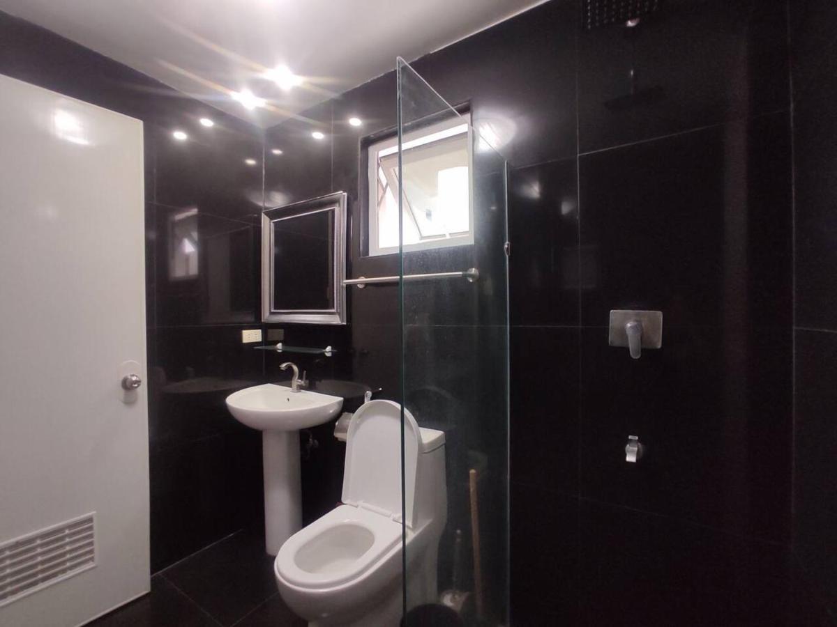 2Br Condo At Kandi Tower 2 Angeles Buitenkant foto