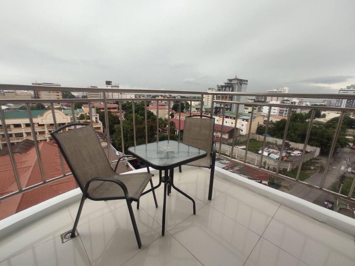 2Br Condo At Kandi Tower 2 Angeles Buitenkant foto