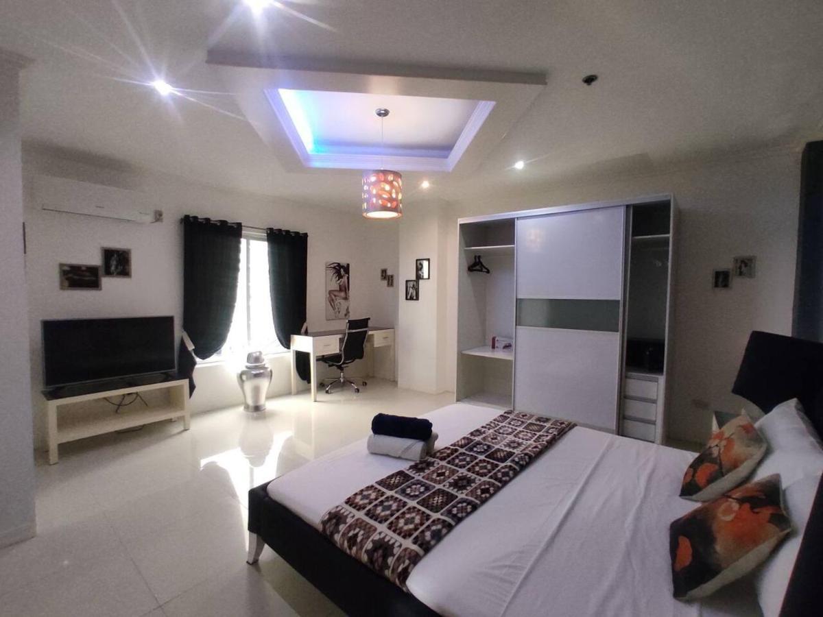 2Br Condo At Kandi Tower 2 Angeles Buitenkant foto
